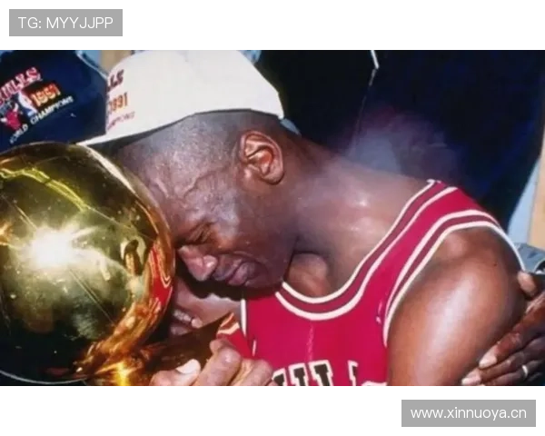 奥尼尔内线统治力如何改变湖人进攻结构